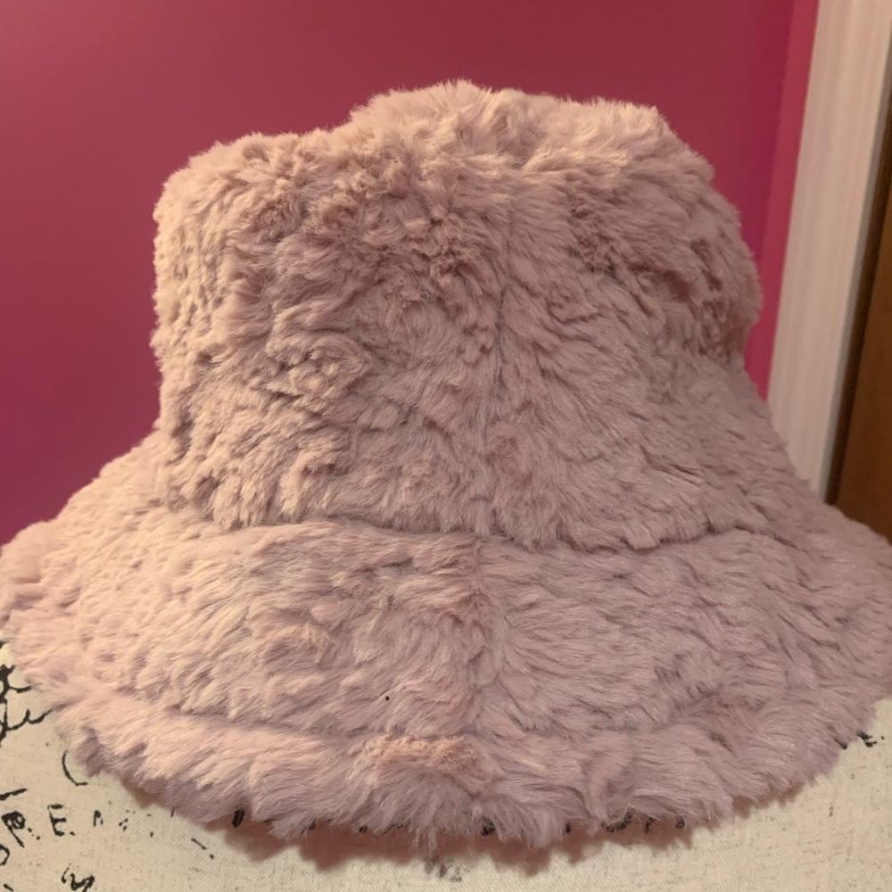Fuzzy Pink Bucket Hat NWOT